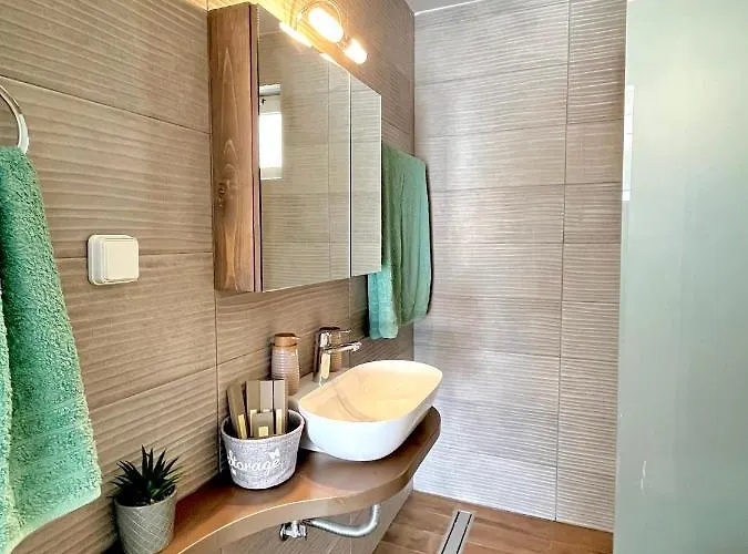 M&n Archangelos (Rhodes)